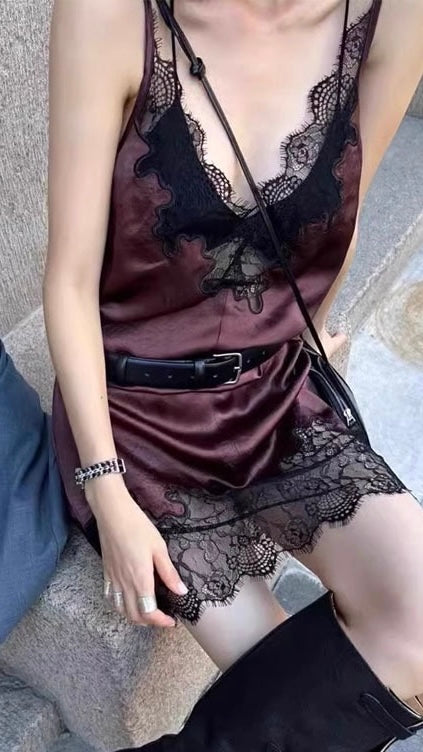 Бордо өнгийн satin сарафан